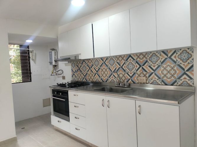 Apartamento de 2 alcobas en arriendo en El Poblado, Medellín, 72 m² · foto 6 de 17