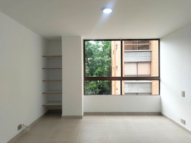 Apartamento de 2 alcobas en arriendo en El Poblado, Medellín, 72 m² · foto 9 de 17