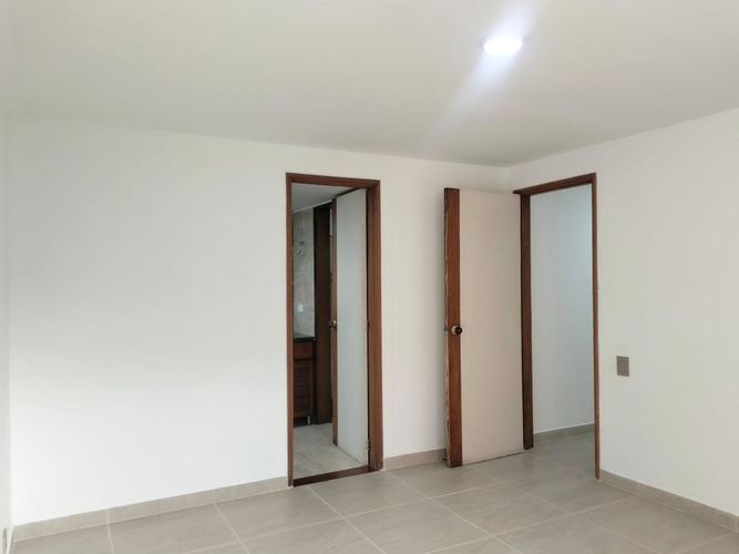 Apartamento de 2 alcobas en arriendo en El Poblado, Medellín, 72 m² · foto 10 de 17