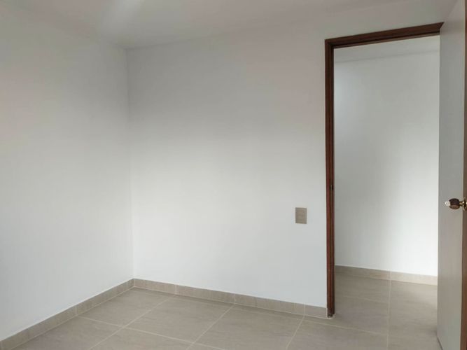 Apartamento de 2 alcobas en arriendo en El Poblado, Medellín, 72 m² · foto 13 de 17