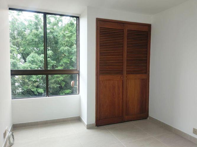 Apartamento de 2 alcobas en arriendo en El Poblado, Medellín, 72 m² · foto 15 de 17