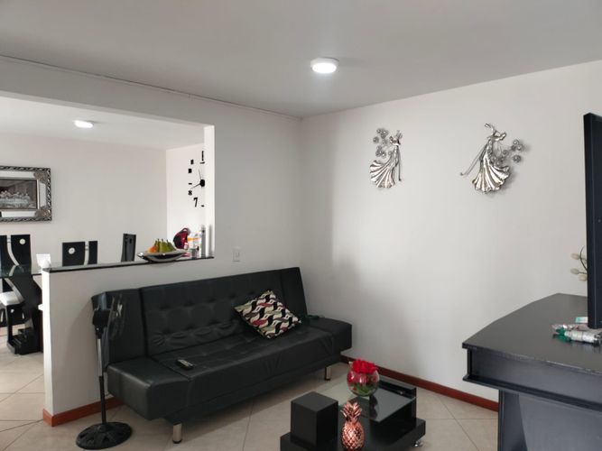 Apartamento en venta en El Poblado, Medellín · foto 7 de 17