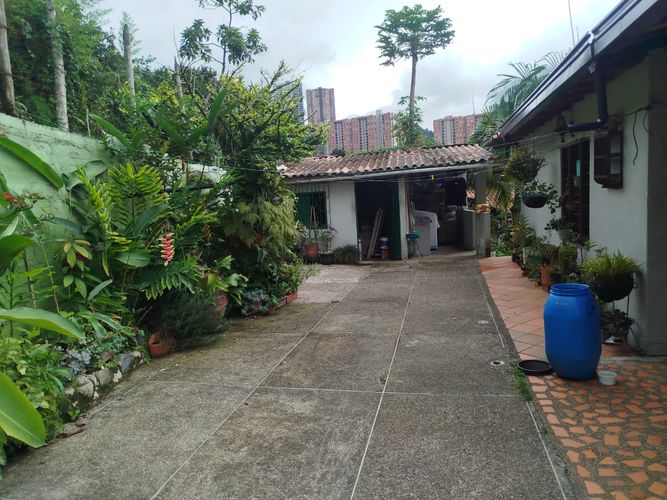 Oficina en arriendo en Vereda La Doctora, Sabaneta, 320 m² · foto 17 de 18