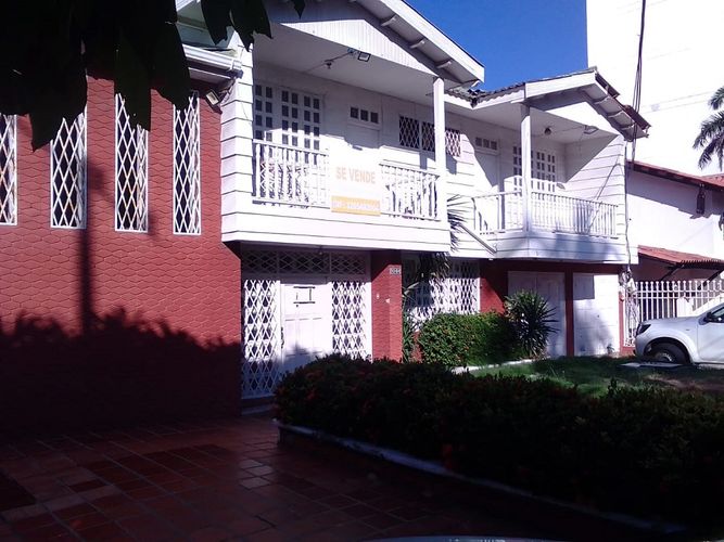Casa en venta en Altos De Riomar, Barranquilla · foto 2 de 4