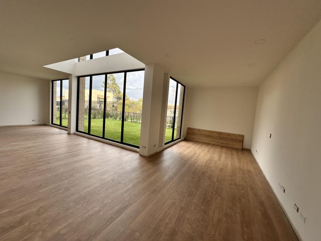 Casa en venta en Chuntame, Cajicá · foto 4 de 24