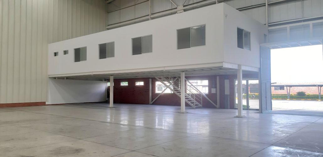 Bodega en arriendo en Zona Industrial, Yumbo, 1200 m² · foto 14 de 14