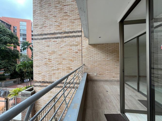 Apartamento de 3 alcobas en arriendo en El Poblado, Medellín, 137 m² · foto 20 de 20