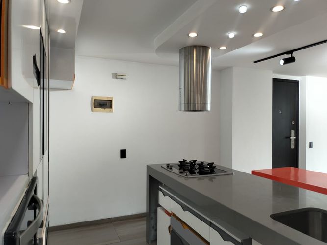 Apartamento de 2 alcobas en arriendo en El Poblado, Medellín, 75 m² · foto 7 de 16