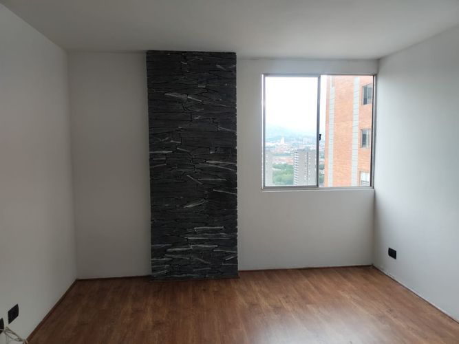 Apartamento de 2 alcobas en arriendo en El Poblado, Medellín, 75 m² · foto 9 de 16