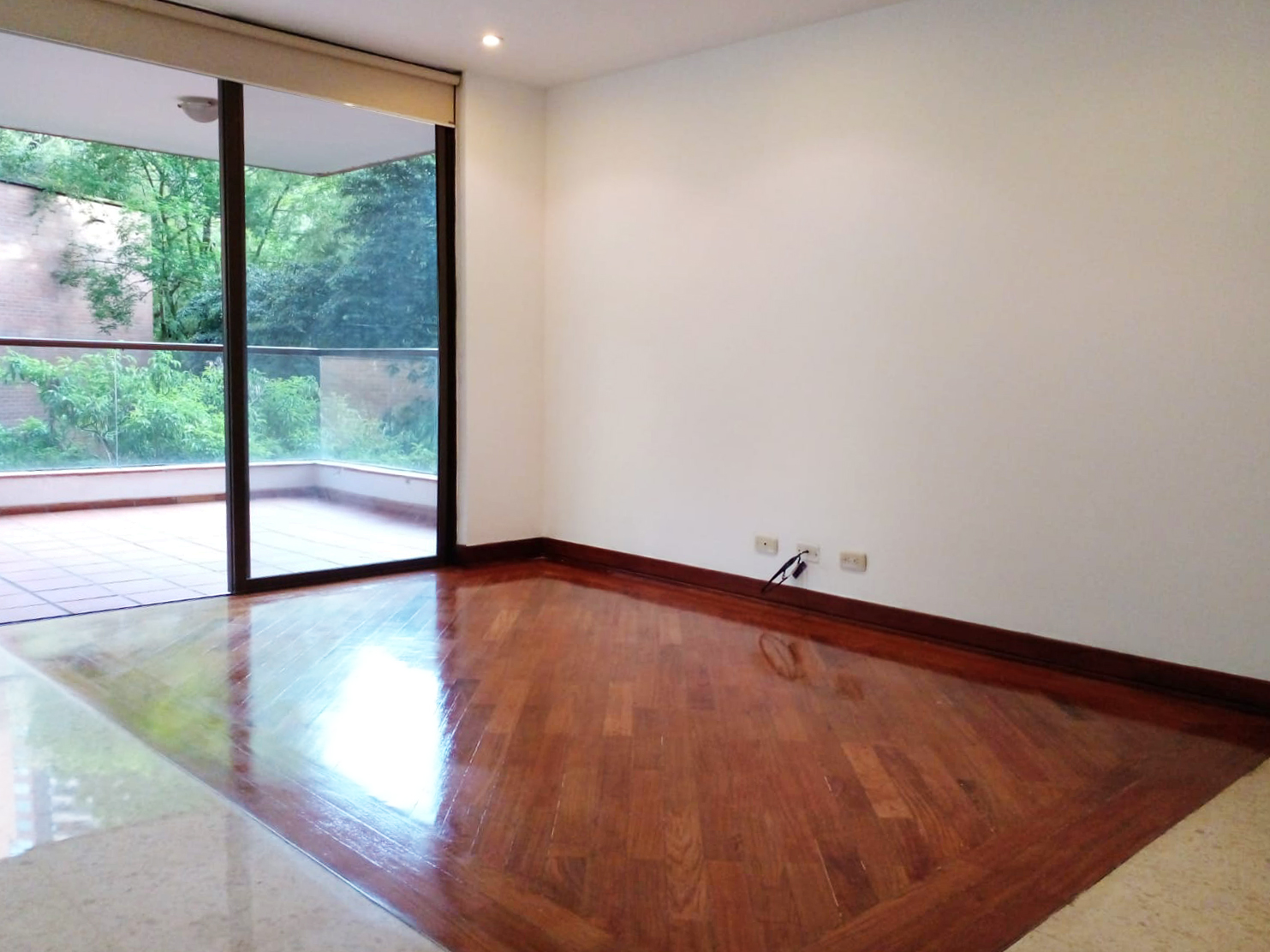Apartamento en arriendo en San Lucas, Medellín · foto 9 de 15
