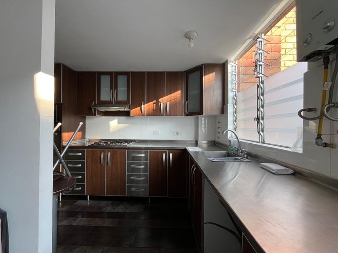 Apartamento de 3 alcobas en arriendo en El Poblado, Medellín, 160 m² · foto 4 de 18