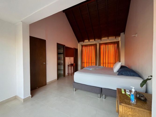 Apartamento de 3 alcobas en arriendo en El Poblado, Medellín, 160 m² · foto 14 de 18