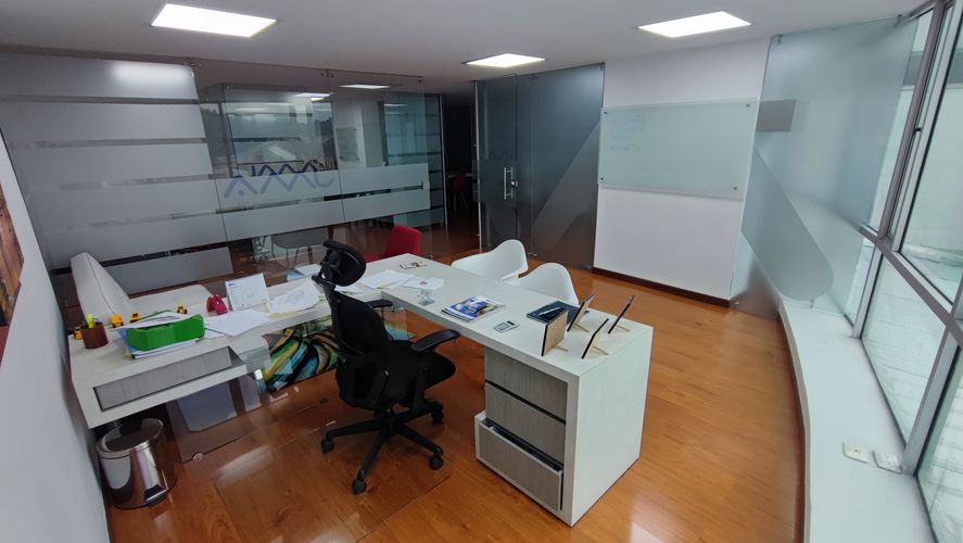 Oficina en venta en Cable, Manizales, 127 m² · foto 4 de 17