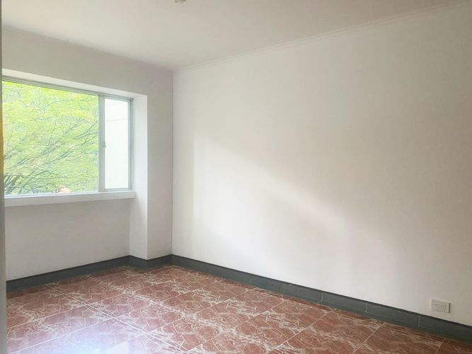Apartamento de 3 alcobas en arriendo en El Castillo, Medellín, 128 m² · foto 13 de 15