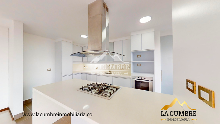 Apartamento de 3 alcobas en arriendo en La Calera, Medellín, 180 m² · foto 9 de 18