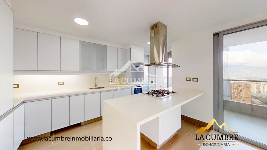 Apartamento de 3 alcobas en arriendo en La Calera, Medellín, 180 m² · foto 10 de 18
