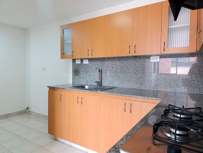 Apartamento en venta en El Poblado, Medellín · foto 7 de 19