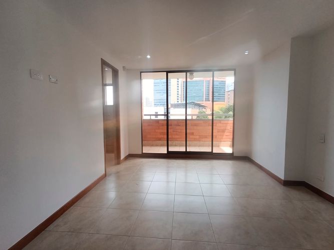 Apartamento en venta en El Poblado, Medellín · foto 10 de 19