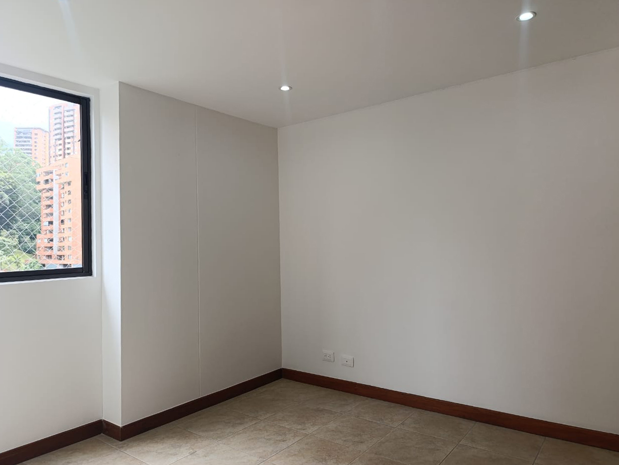 Apartamento en venta en El Poblado, Medellín · foto 14 de 19