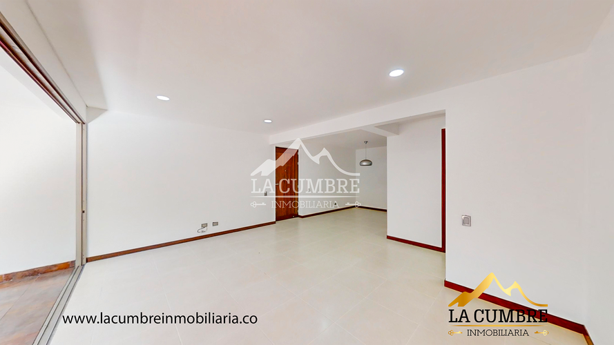 Apartamento de 3 alcobas en arriendo en La Florida, Medellín, 206 m² · foto 4 de 19