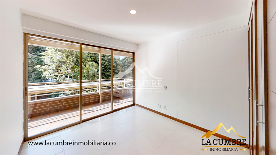 Apartamento de 3 alcobas en arriendo en La Florida, Medellín, 206 m² · foto 16 de 19
