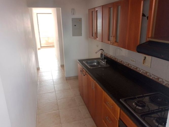 Apartamento de 3 alcobas en arriendo en Laureles, Medellín, 104 m² · foto 4 de 18