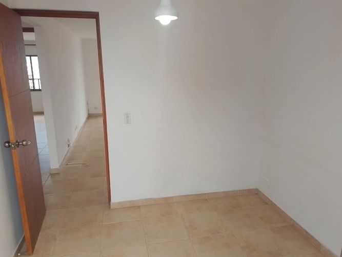 Apartamento de 3 alcobas en arriendo en Laureles, Medellín, 104 m² · foto 8 de 18