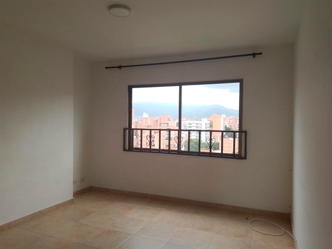 Apartamento de 3 alcobas en arriendo en Laureles, Medellín, 104 m² · foto 11 de 18