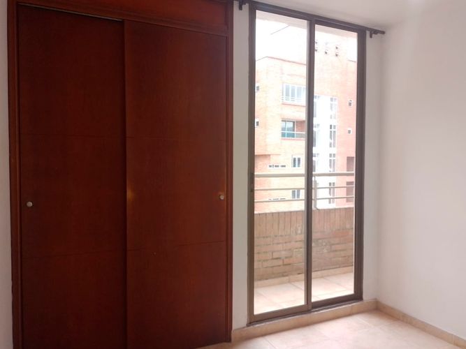 Apartamento de 3 alcobas en arriendo en Laureles, Medellín, 104 m² · foto 12 de 18