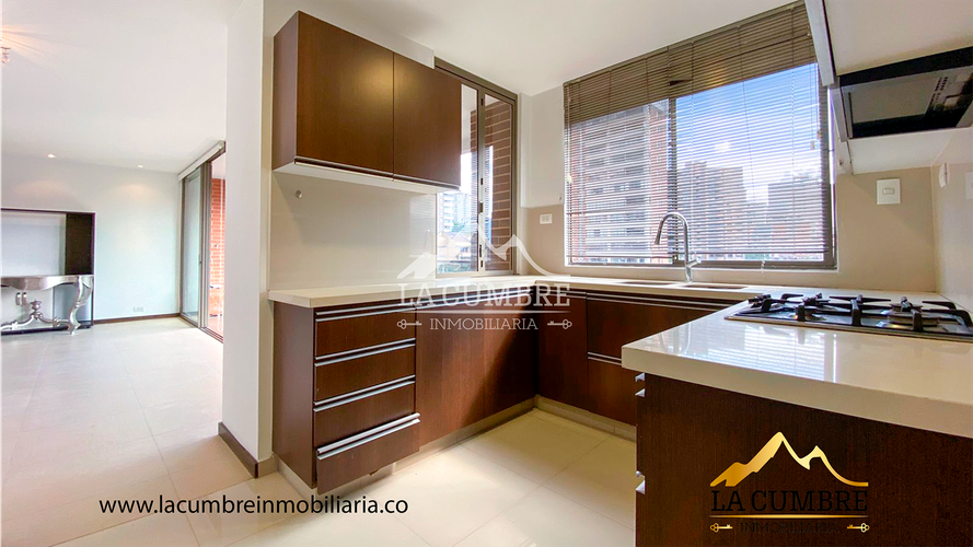 Apartamento de 3 alcobas en arriendo en La Florida, Medellín, 135 m² · foto 5 de 14