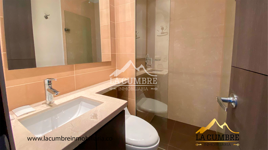 Apartamento de 3 alcobas en arriendo en La Florida, Medellín, 135 m² · foto 9 de 14