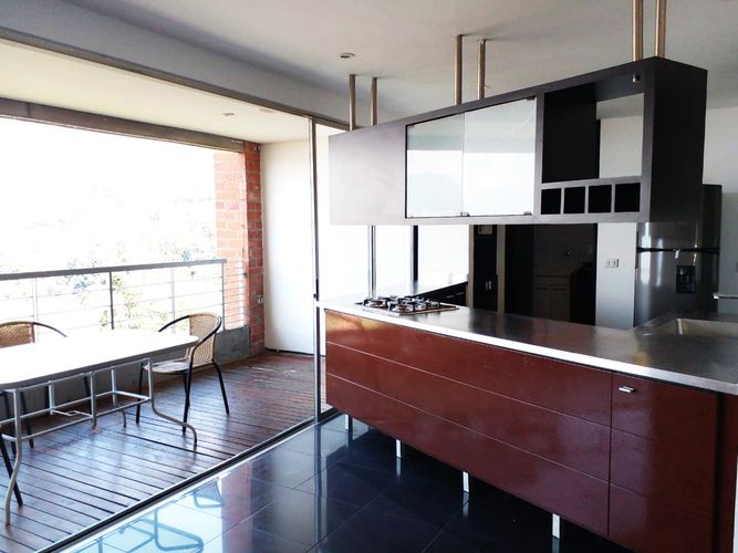 Apartamento de 3 alcobas en arriendo en El Poblado, Medellín, 160 m² · foto 2 de 15