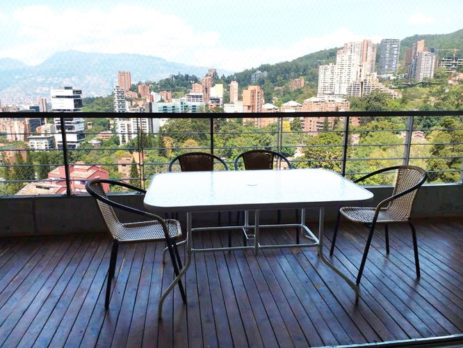 Apartamento de 3 alcobas en arriendo en El Poblado, Medellín, 160 m² · foto 14 de 15