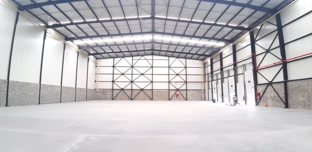 Bodega en arriendo en Brisas De Los Alamos, Cali, 1800 m² · foto 9 de 24