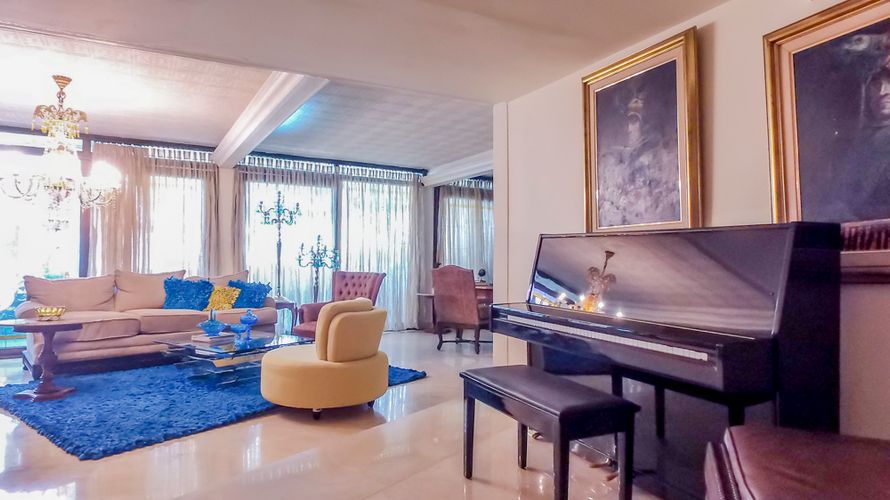 Casa de 4 alcobas en venta en El Poblado, Medellín, 700 m² · foto 4 de 20