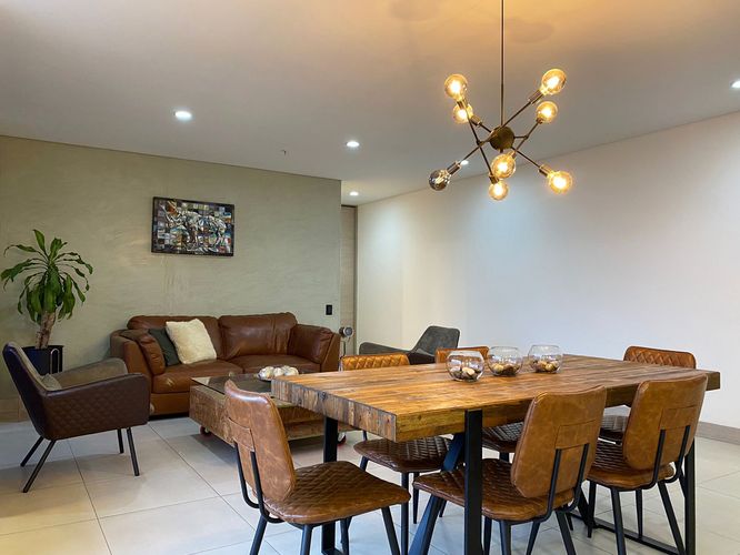 Apartamento de 3 alcobas en arriendo en La Florida, Medellín, 157 m² · foto 5 de 19