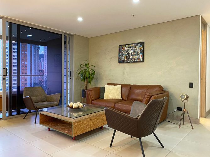 Apartamento de 3 alcobas en arriendo en La Florida, Medellín, 157 m² · foto 6 de 19
