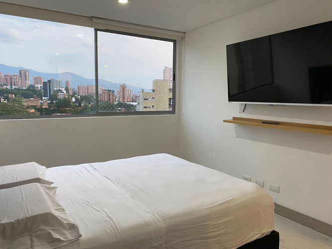 Apartamento de 3 alcobas en arriendo en La Florida, Medellín, 157 m² · foto 15 de 19