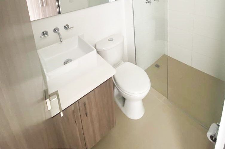 Apartamento de 3 alcobas en arriendo en Loma De Las Brujas, Envigado, 122 m² · foto 10 de 12