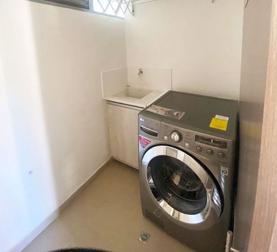 Apartamento de 3 alcobas en arriendo en Loma De Las Brujas, Envigado, 122 m² · foto 11 de 12