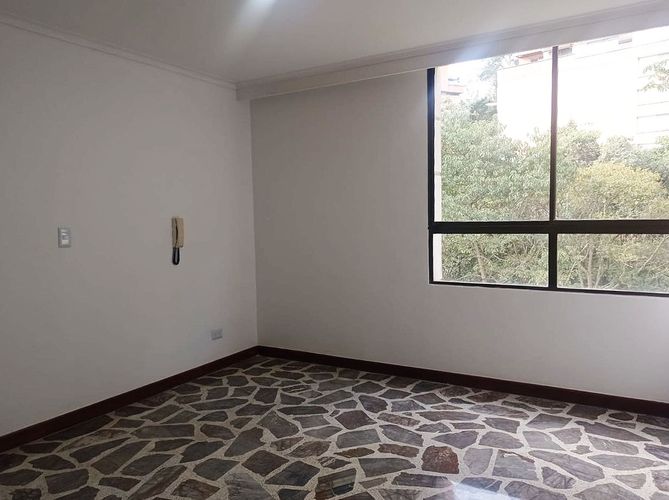 Apartamento de 3 alcobas en arriendo en El Poblado, Medellín, 142 m² · foto 15 de 19