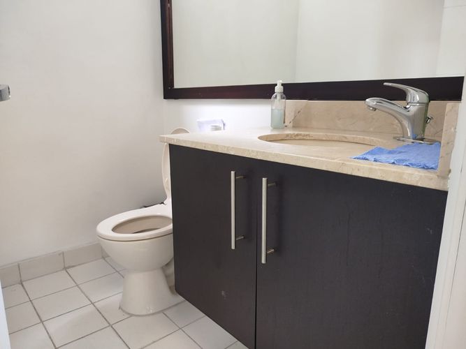 Oficina en arriendo en El Poblado, Medellín, 97 m² · foto 13 de 13