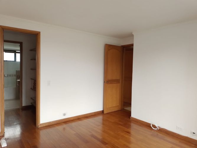 Apartamento de 3 alcobas en arriendo en El Poblado, Medellín, 141 m² · foto 10 de 15