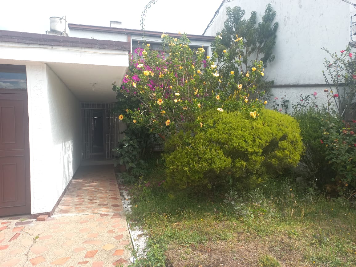 Casa en venta en Santa Ana, Bogotá · foto 8 de 24