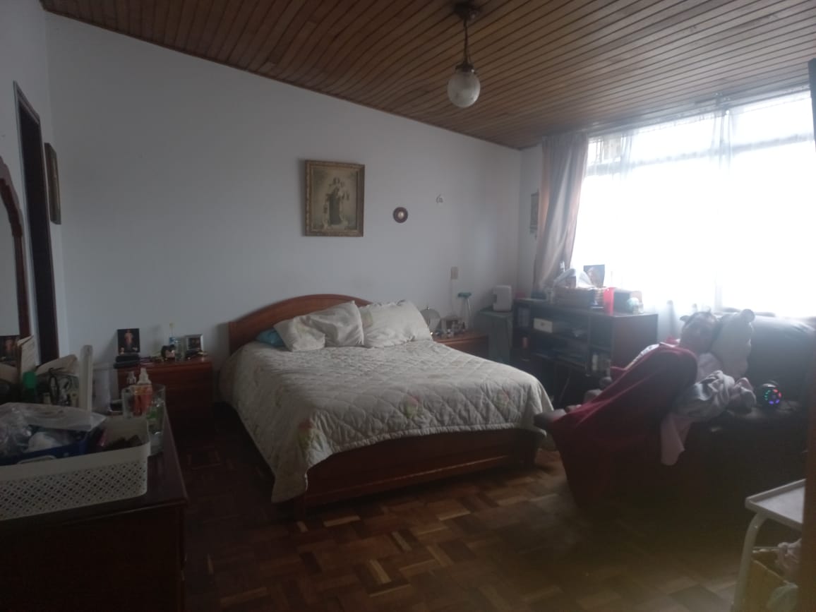 Casa en venta en Santa Ana, Bogotá · foto 10 de 24