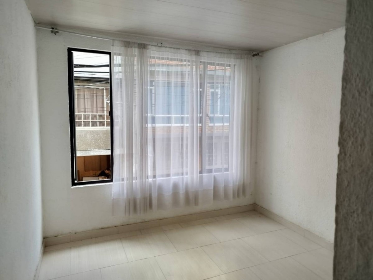 Casa en venta en Cerros De Suba, Bogotá · foto 6 de 24