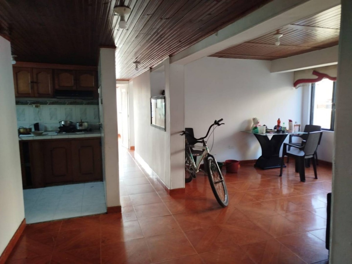 Casa en venta en Cerros De Suba, Bogotá · foto 9 de 24