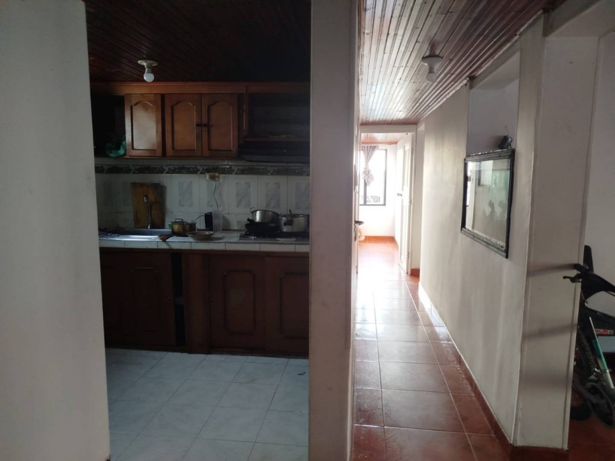 Casa en venta en Cerros De Suba, Bogotá · foto 11 de 24