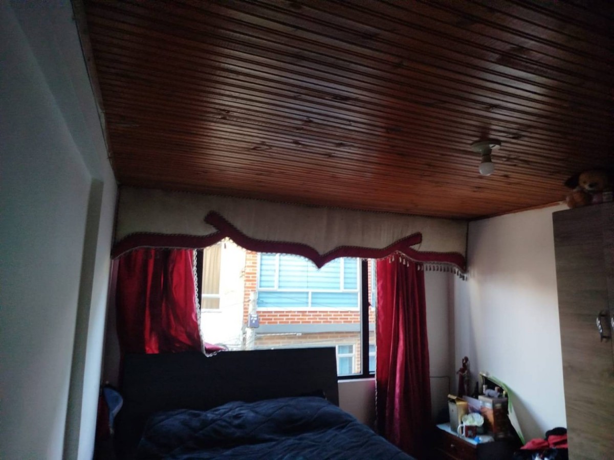 Casa en venta en Cerros De Suba, Bogotá · foto 12 de 24