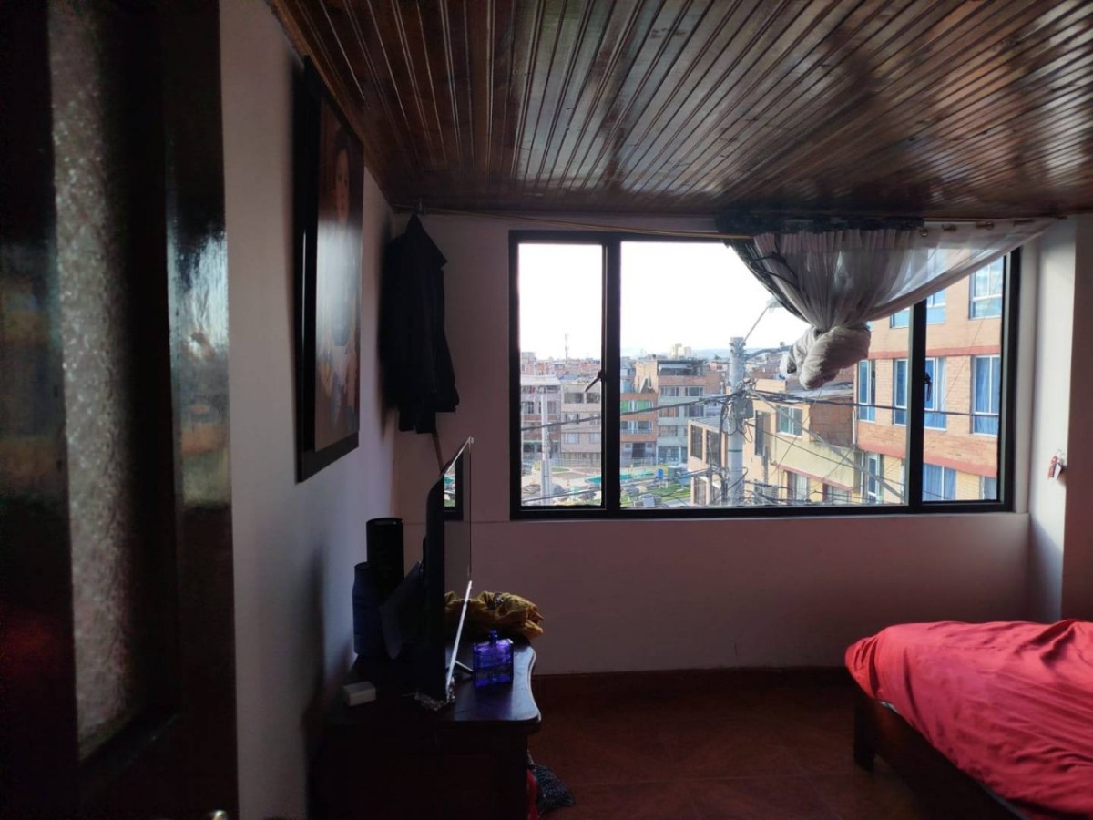 Casa en venta en Cerros De Suba, Bogotá · foto 17 de 24